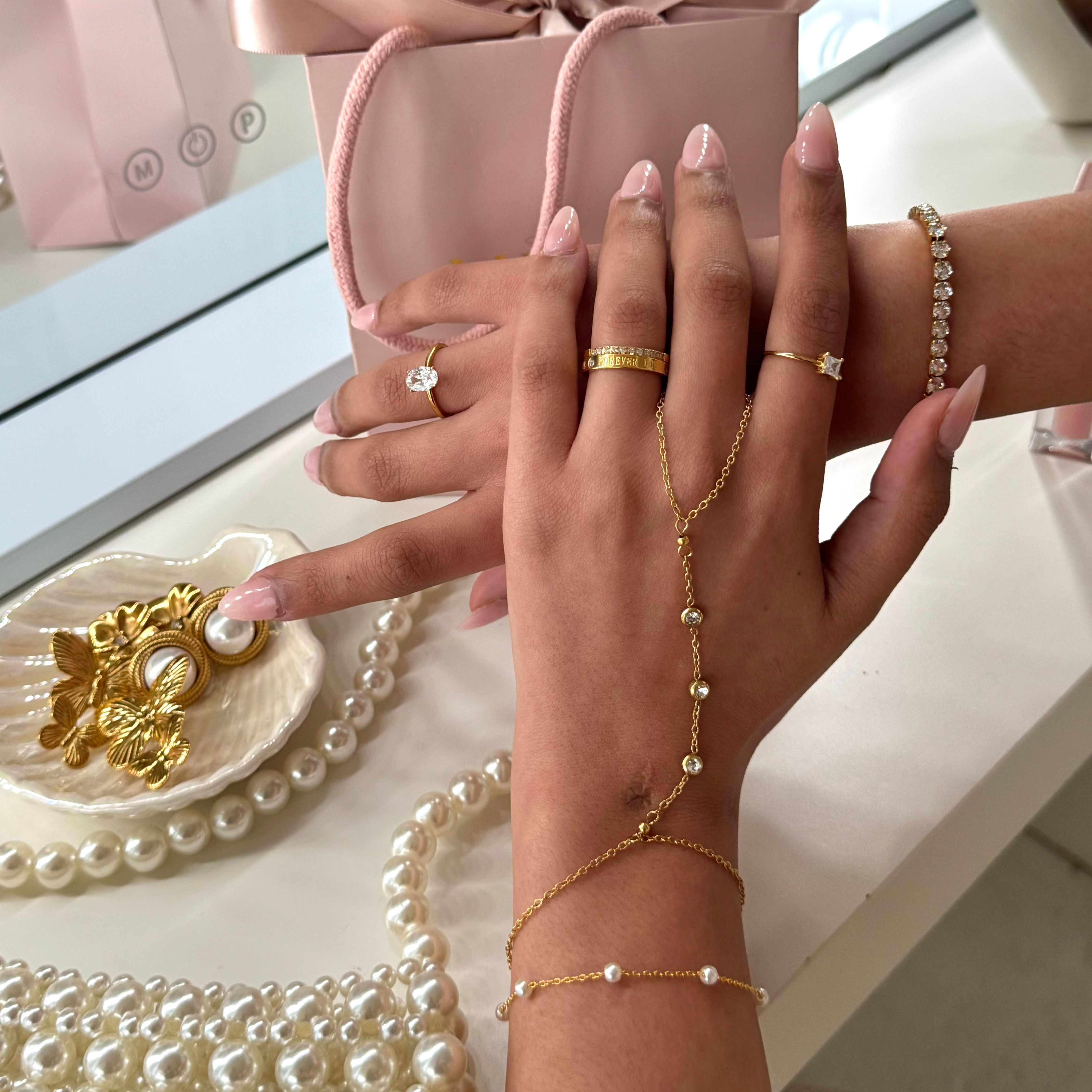 Liyana Hand Chain
