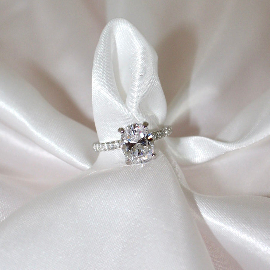 Oval Cut 3CT 925 Silver Ring