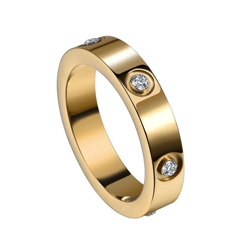 Divine 18k Gold Ring